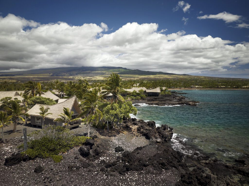 Exteriors and Shoreline_Kona Village, A Rosewood Resort