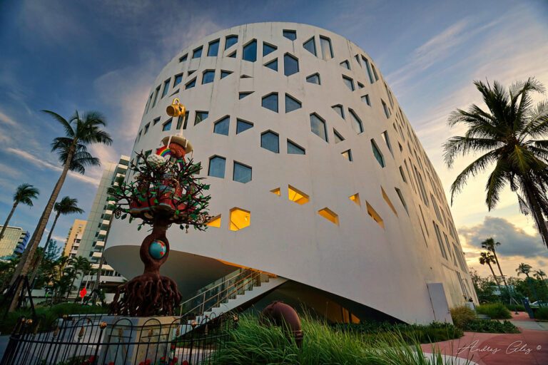 Faena Hotel Miami Beach image 2