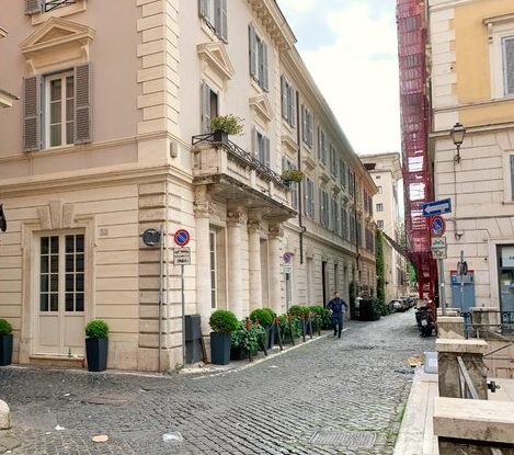 J.K. Place Roma image 1