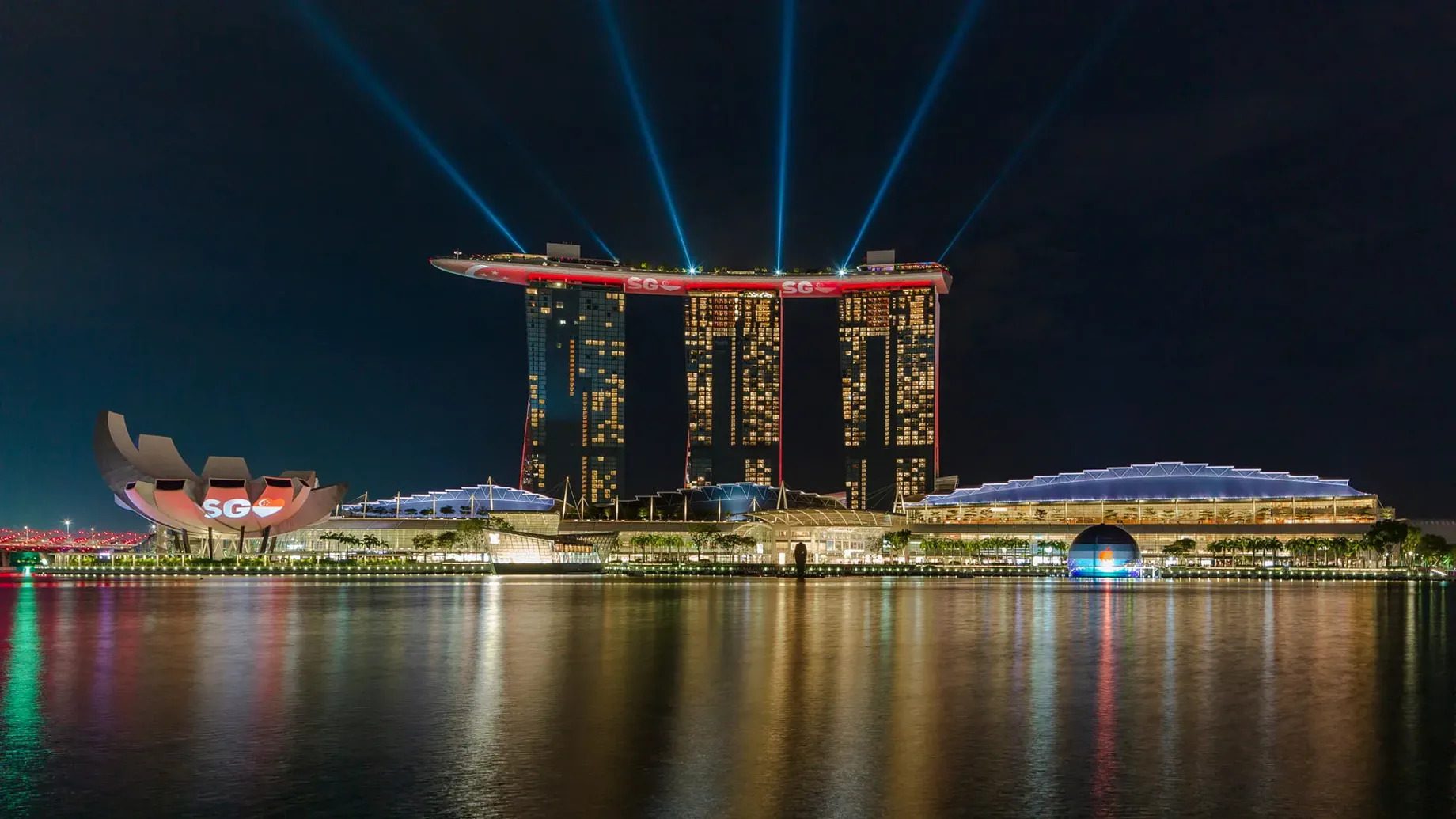 Marina_Bay_Sands_Singapore_1